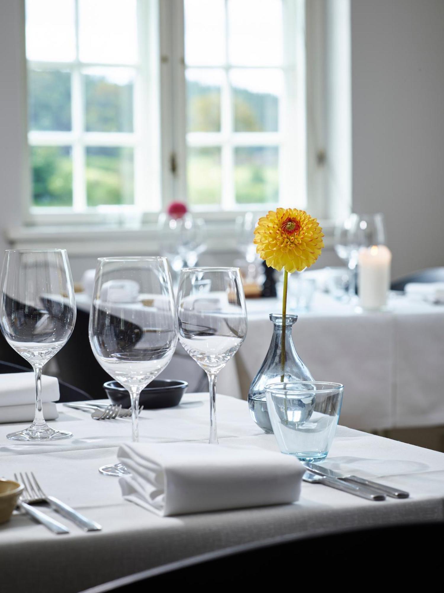 Haraldskaer Sinatur & Konference 4*